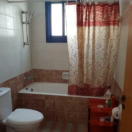Apartamento Chloraka Park Apt B104